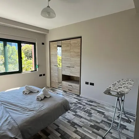 Apartment Skanderbeg Square Center *